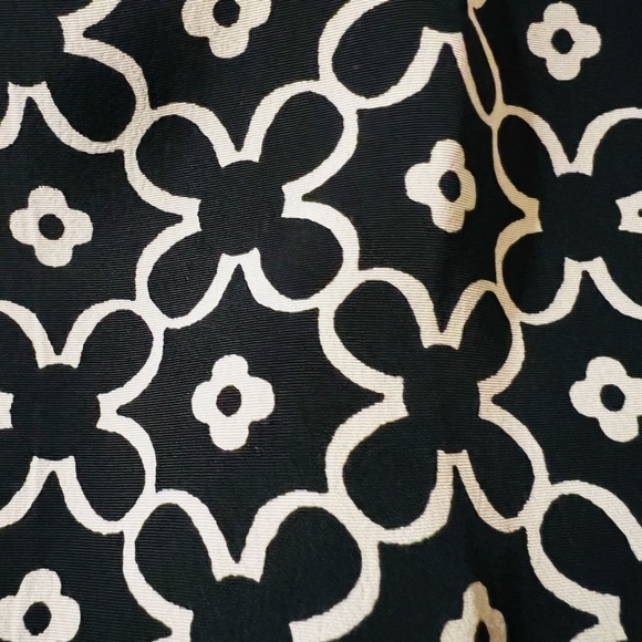 TOTAL GIRL CASUAL SHORT SLEEVE BLACK AND WHITE FLORAL PATTERN DRESS EST SZ 10 - Picture 10 of 11